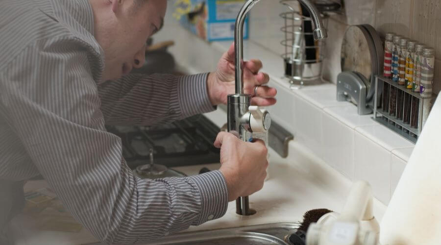 Professional clogged toilet repair in Ponce De Leon, MO